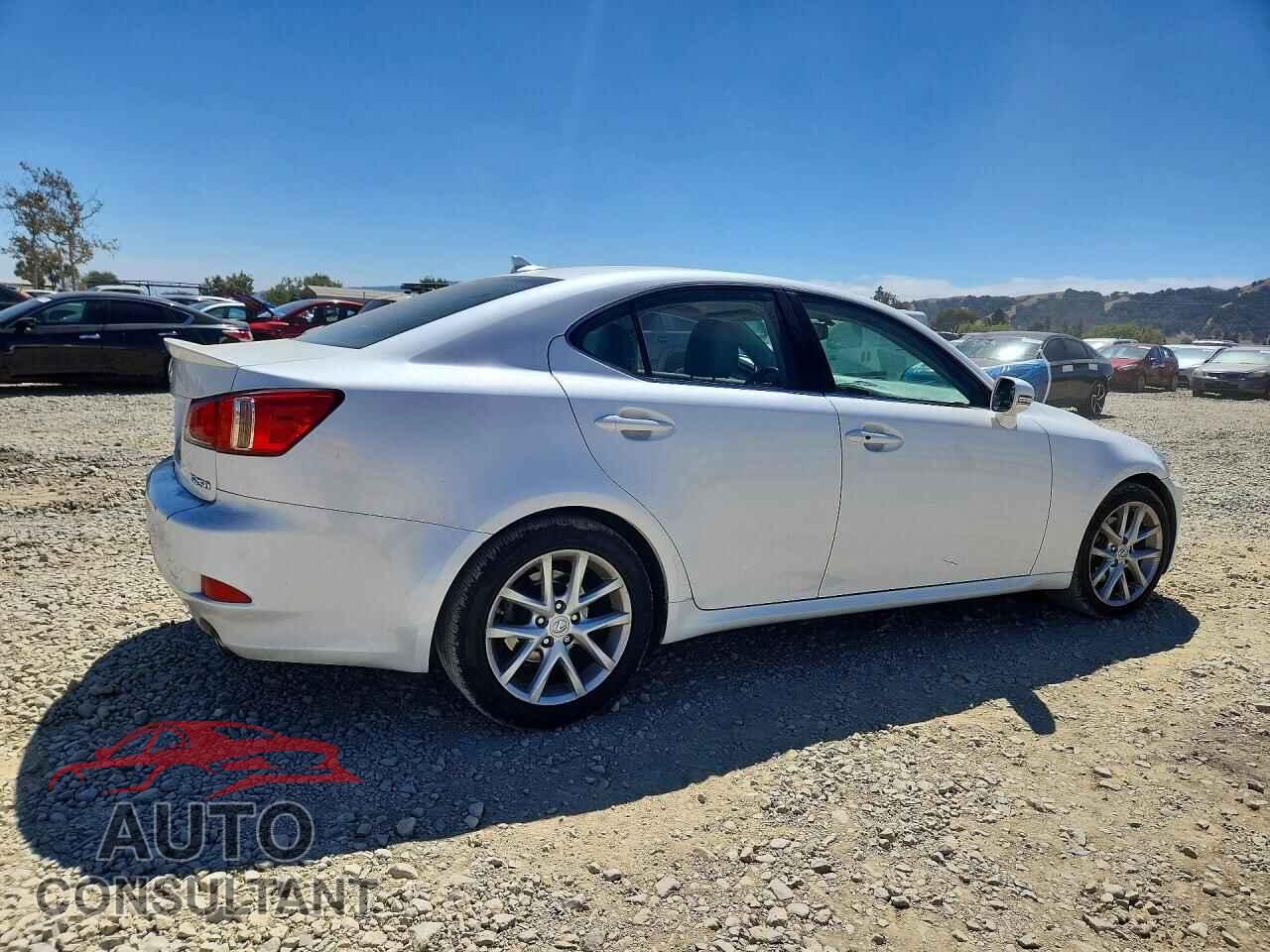 LEXUS IS 2012 - JTHBF5C20C5183150
