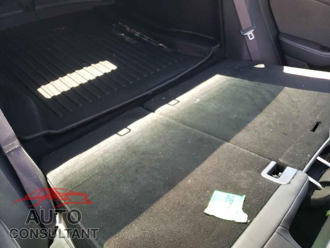 TESLA MODEL 3 2018 - 5YJ3E1EA7JF047356