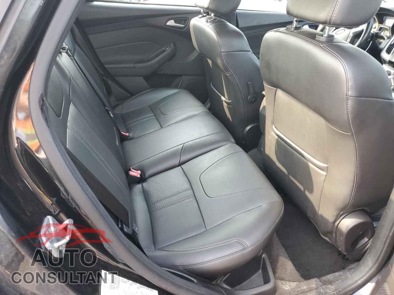FORD FOCUS 2014 - 1FADP3F26EL163884