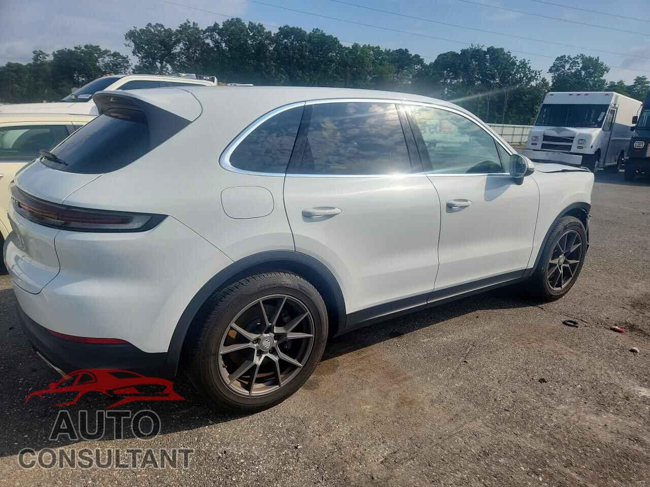 PORSCHE CAYENNE 2024 - WP1AA2AYXRDA01761