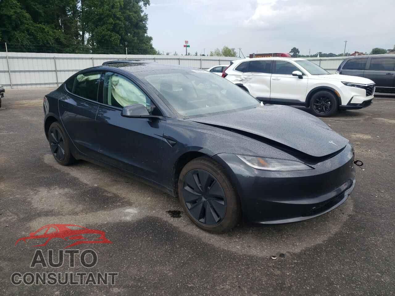 TESLA MODEL 3 2025 - 5YJ3E1EA8SF017655