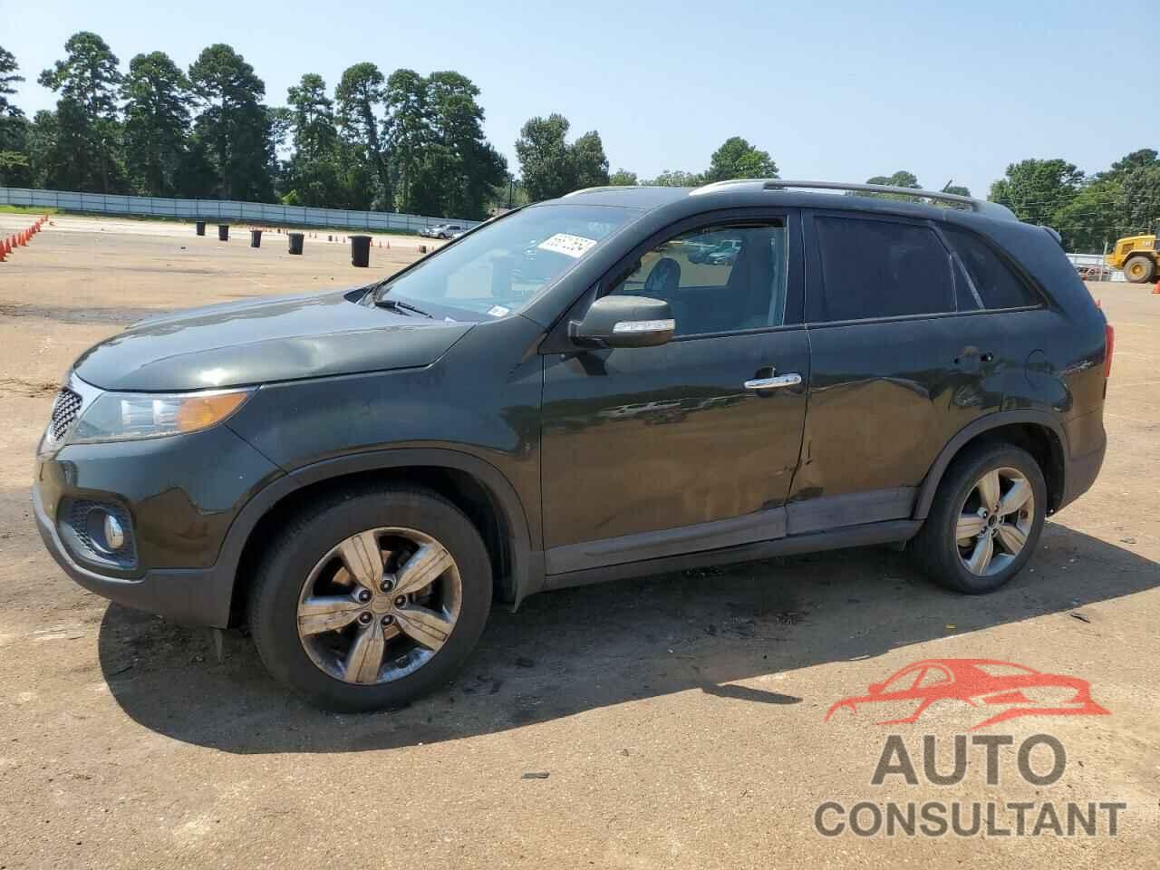 KIA SORENTO 2013 - 5XYKU4A66DG331530