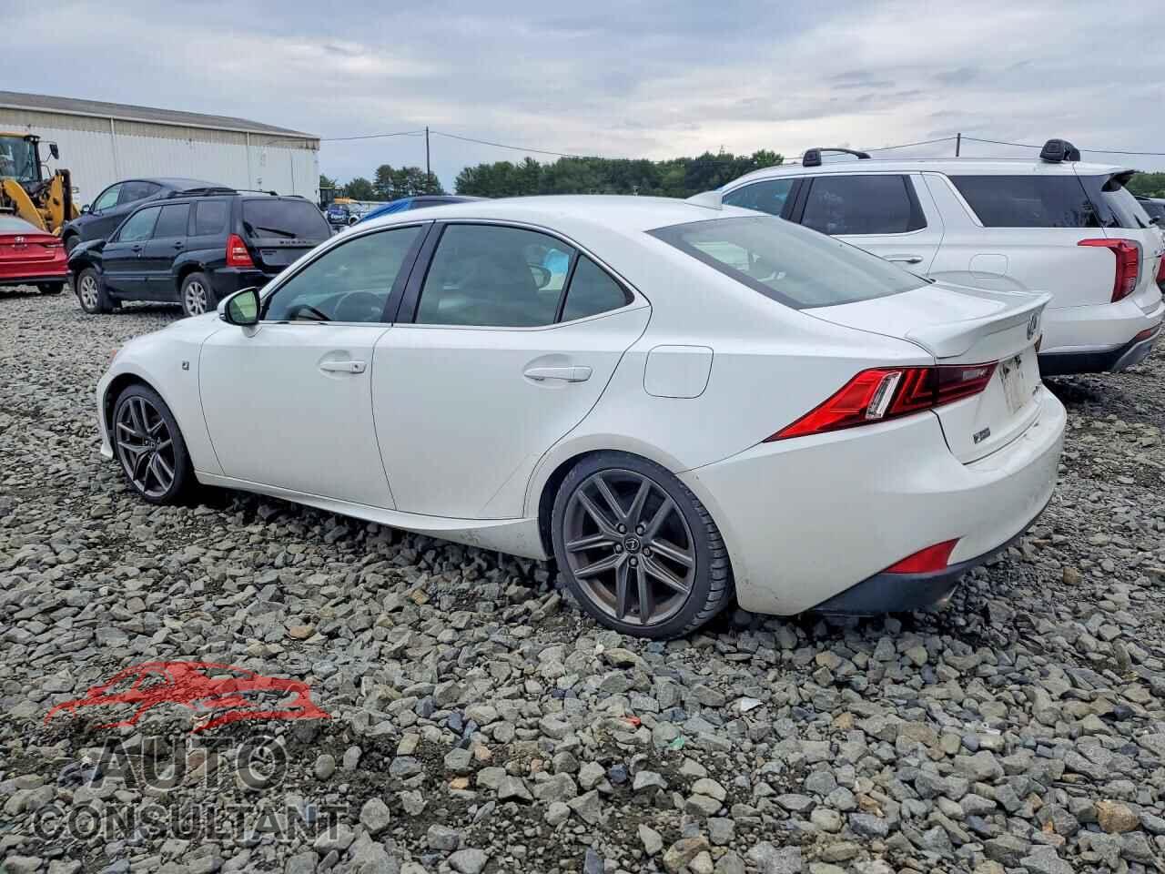 LEXUS IS 2015 - JTHCF1D21F5026873