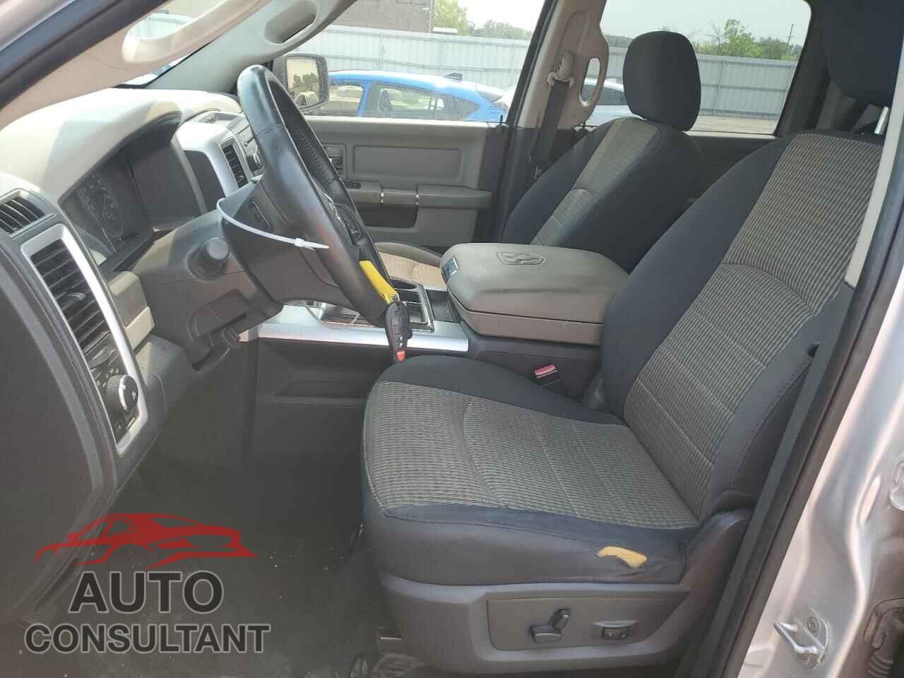DODGE RAM 1500 2012 - 1C6RD7LT0CS180820