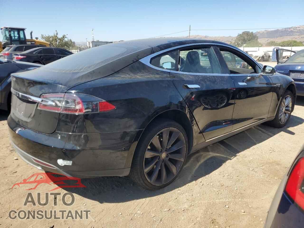 TESLA MODEL S 2015 - 5YJSA1E17FF114441