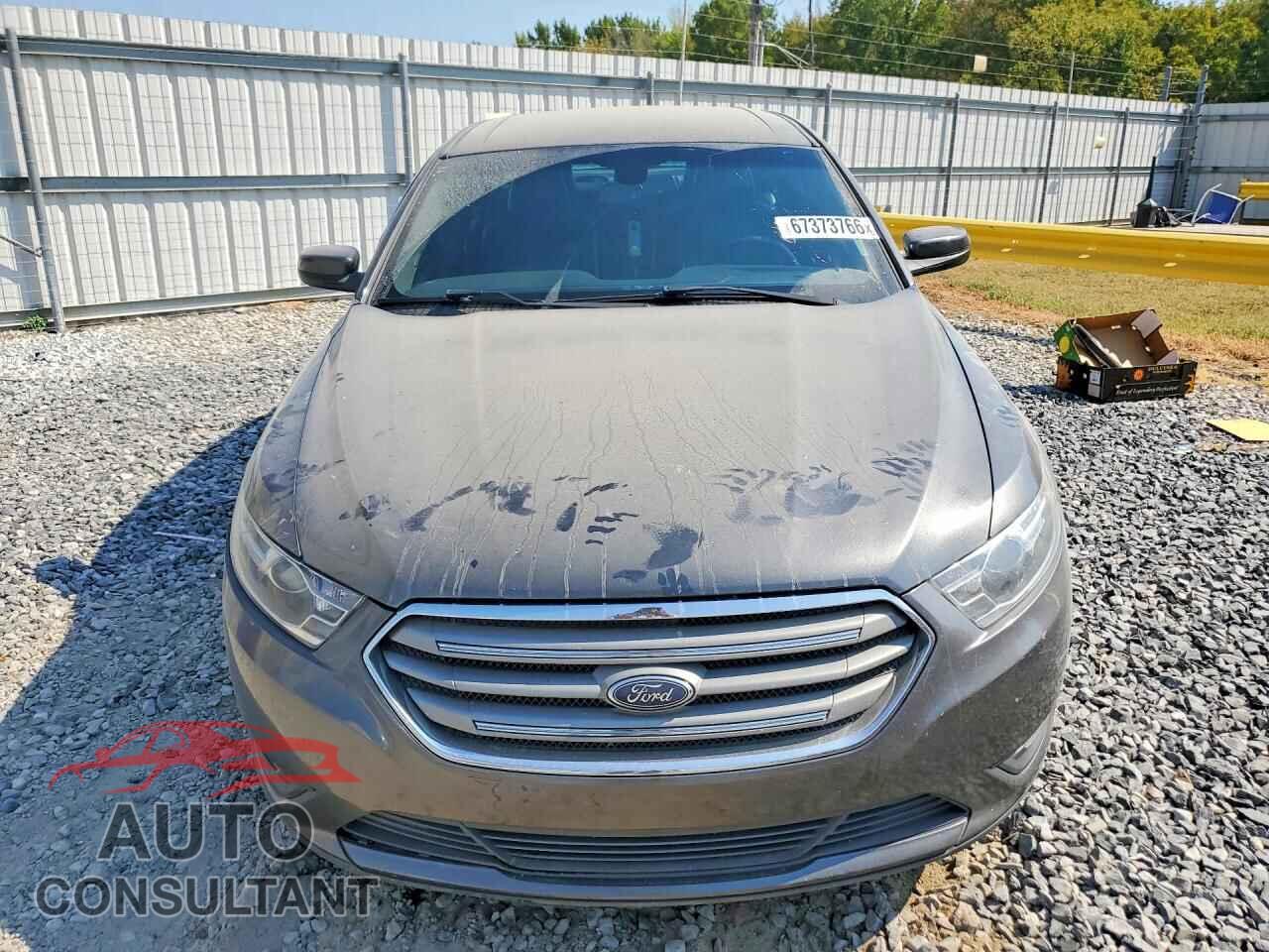 FORD TAURUS 2018 - 1FAHP2E81JG100812