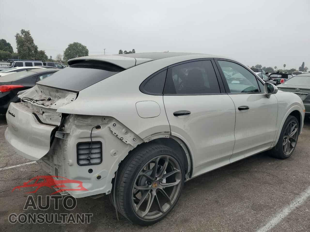 PORSCHE CAYENNE 2020 - WP1BF2AY6LDA65521