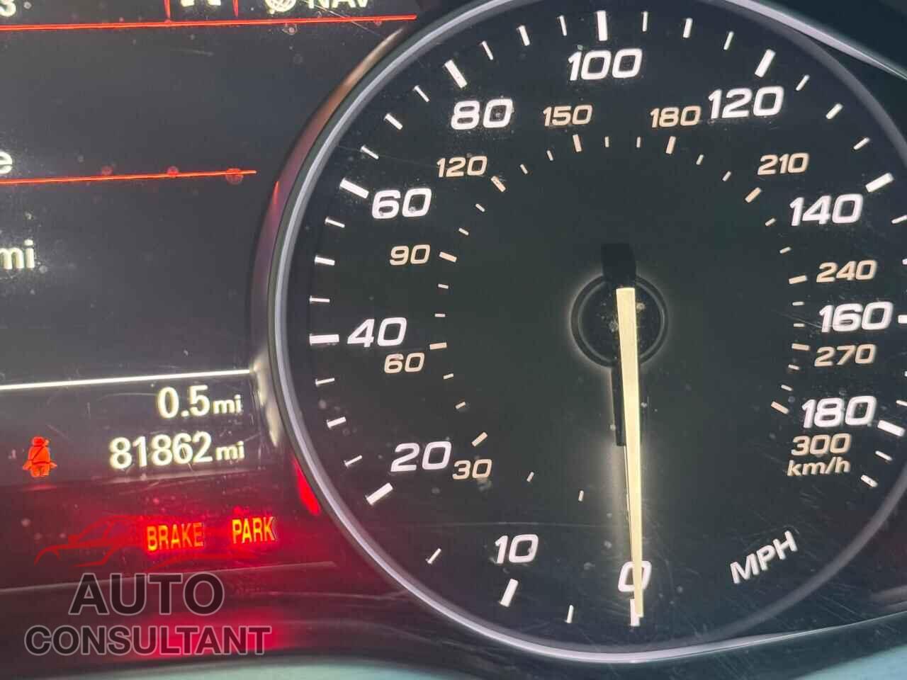 AUDI S8 2014 - WAUD2AFD1EN011933