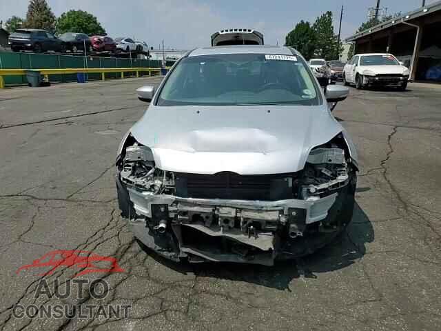 FORD FOCUS 2012 - 1FAHP3M24CL236154