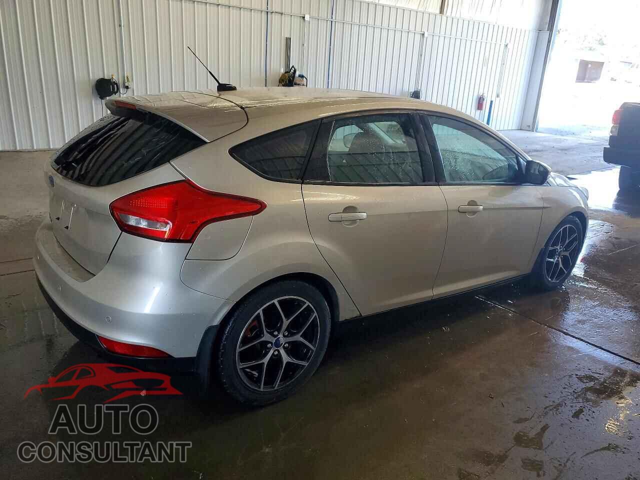 FORD FOCUS 2017 - 1FADP3M23HL228729