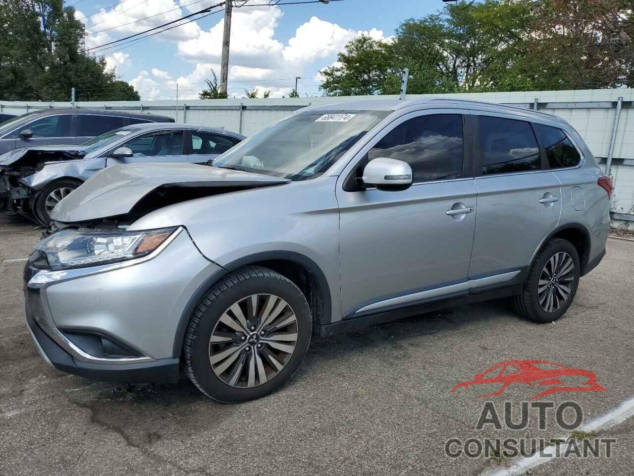 MITSUBISHI OUTLANDER 2019 - JA4AZ3A35KZ020872