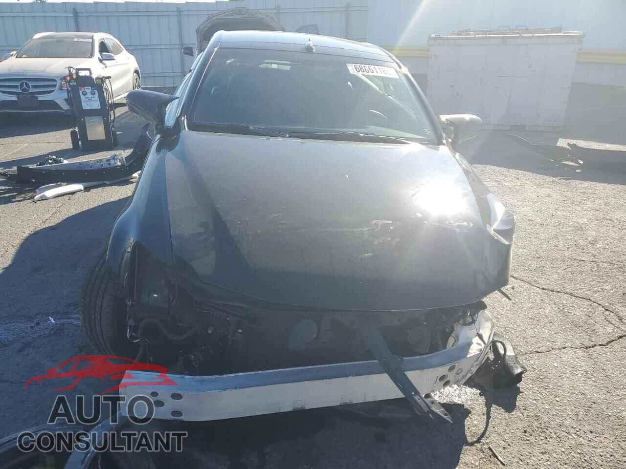 LEXUS IS 2014 - JTHFE2C24E2510141