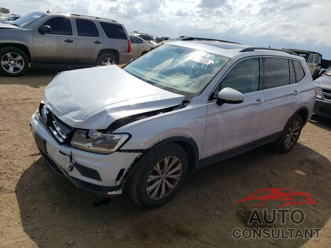 VOLKSWAGEN TIGUAN 2018 - 3VV2B7AX1JM182007