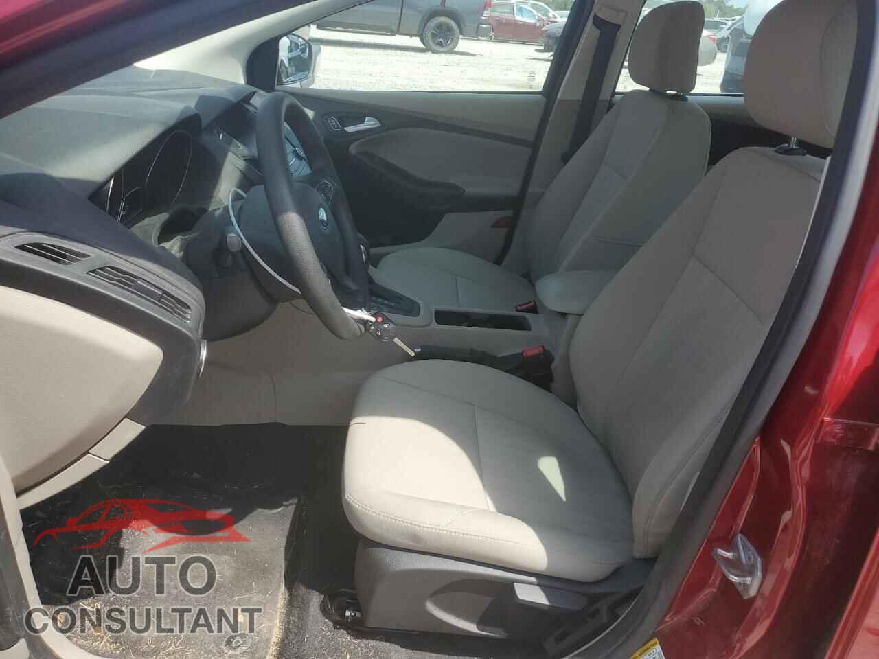 FORD FOCUS 2017 - 1FADP3F22HL214513