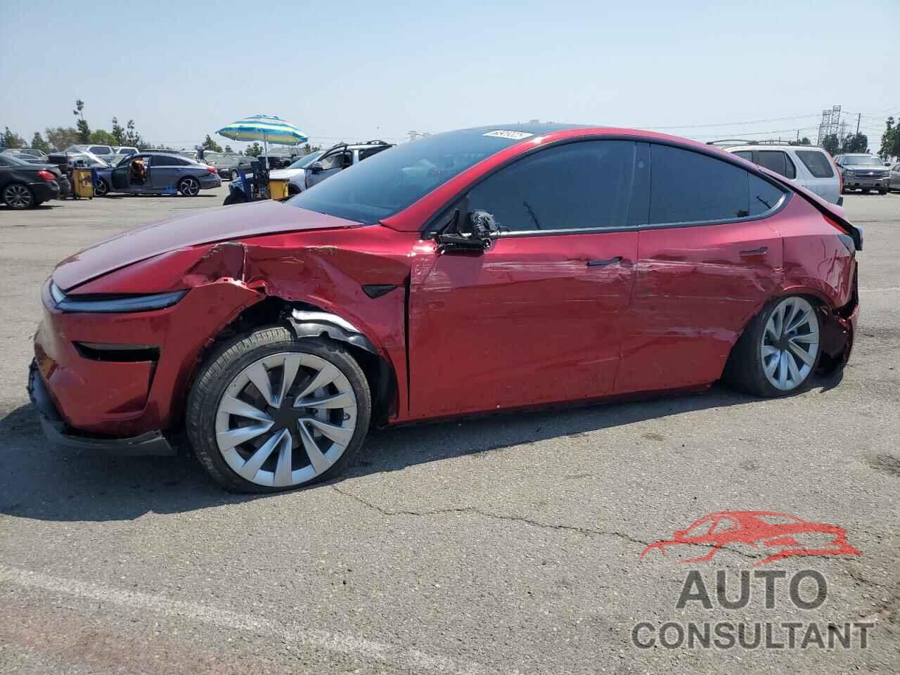 TESLA MODEL Y 2026 - 7SAYGDEE3TF326653