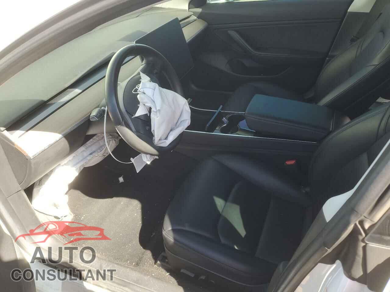 TESLA MODEL 3 2018 - 5YJ3E1EAXJF018465