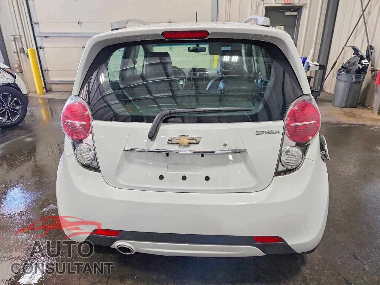 CHEVROLET SPARK 2015 - KL8CF6S93FC763012