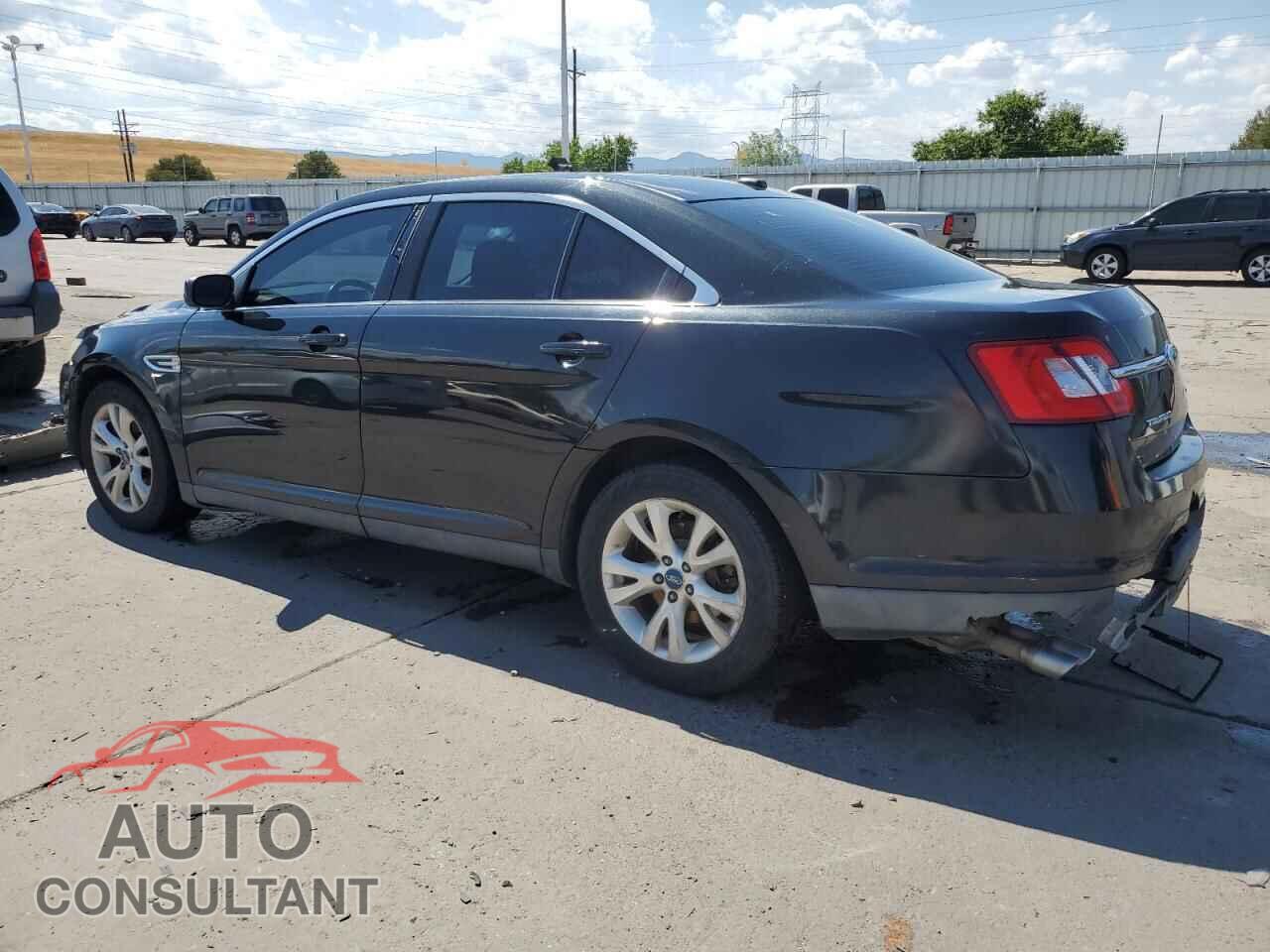 FORD TAURUS 2011 - 1FAHP2EWXBG157879