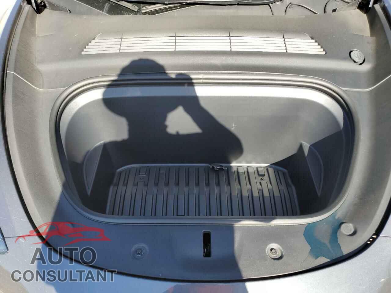 TESLA MODEL Y 2023 - 7SAYGDEE6PF769434
