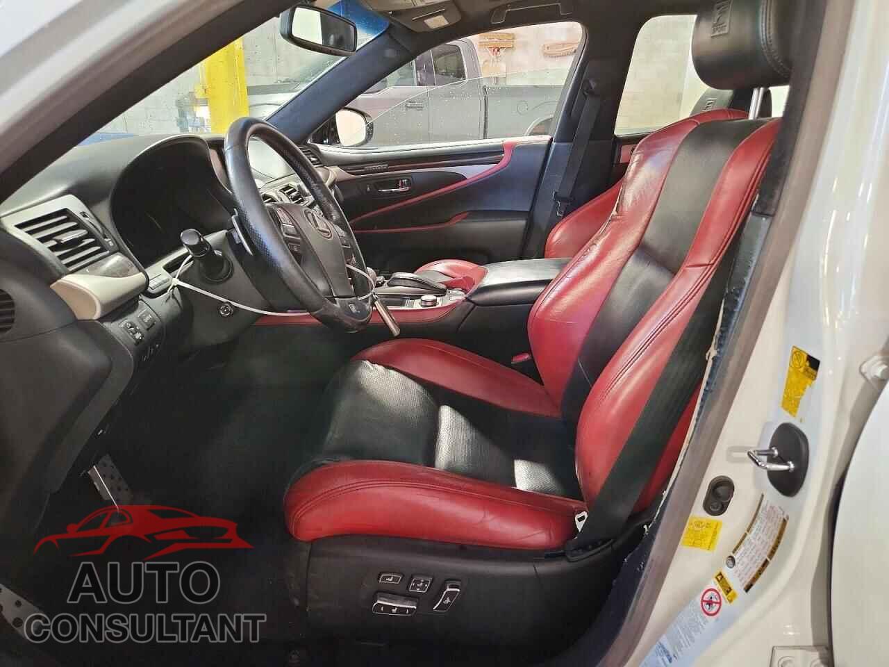 LEXUS LS460 2015 - JTHCL5EF3F5023071