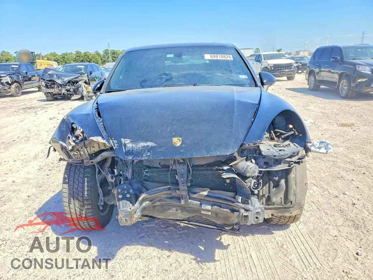PORSCHE CAYENNE 2012 - WP1AA2A2XCLA01073