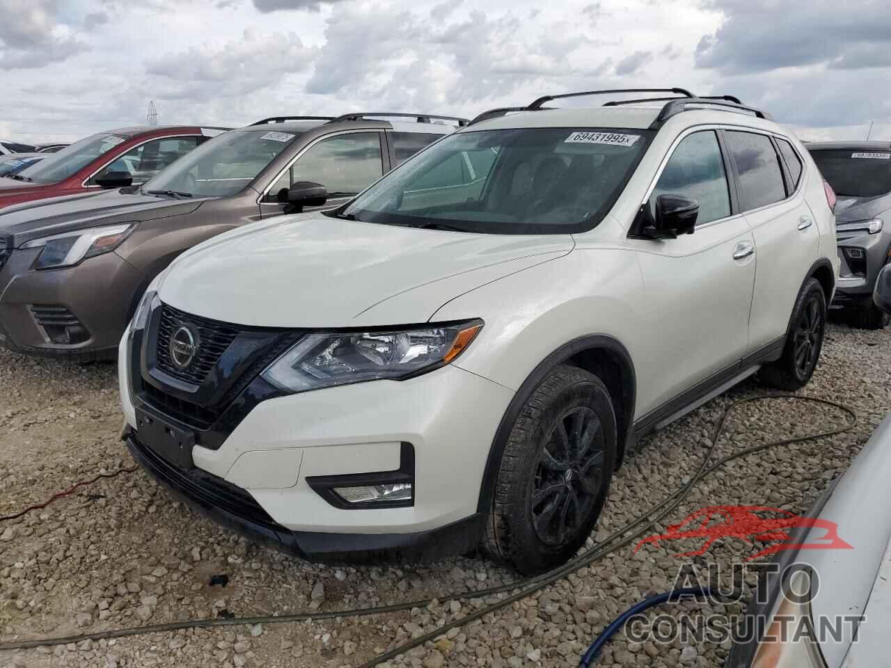 NISSAN ROGUE 2018 - 5N1AT2MT1JC751857