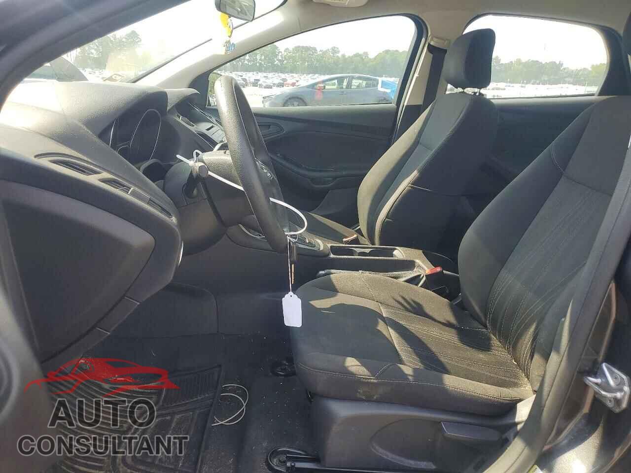 FORD FOCUS 2016 - 1FADP3E29GL397005