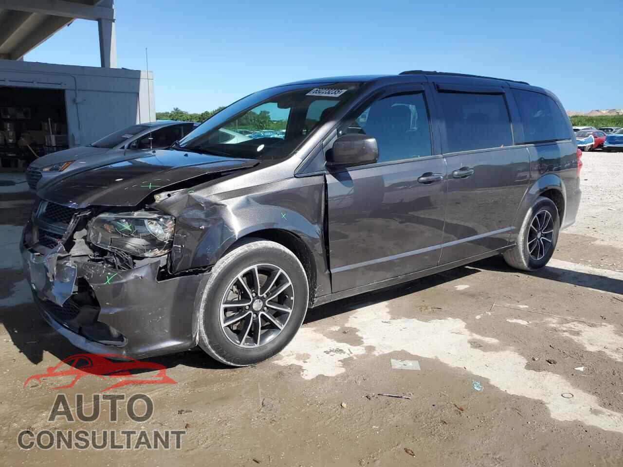 DODGE CARAVAN 2018 - 2C4RDGEG0JR281900