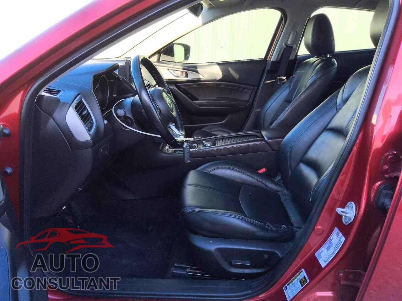 MAZDA 3 2017 - 3MZBN1V78HM116008