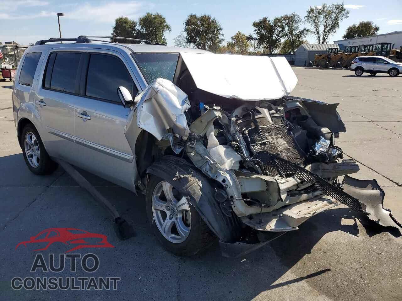 HONDA PILOT 2013 - 5FNYF4H57DB006846