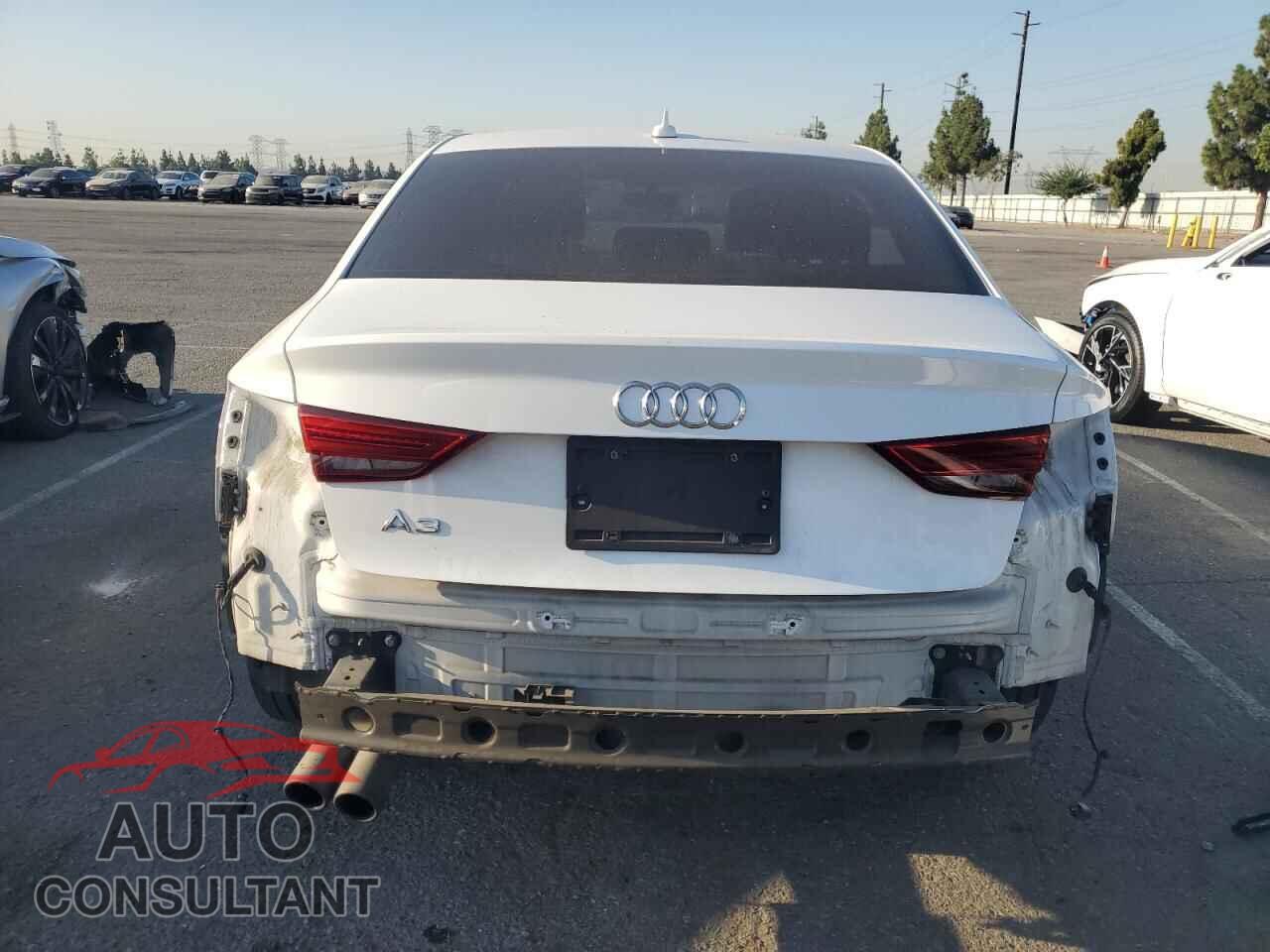 AUDI A3 2018 - WAUAUGFF2J1019686