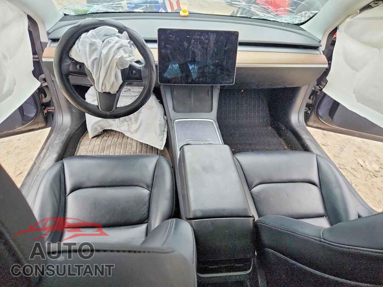 TESLA MODEL 3 2021 - 5YJ3E1EA5MF911468