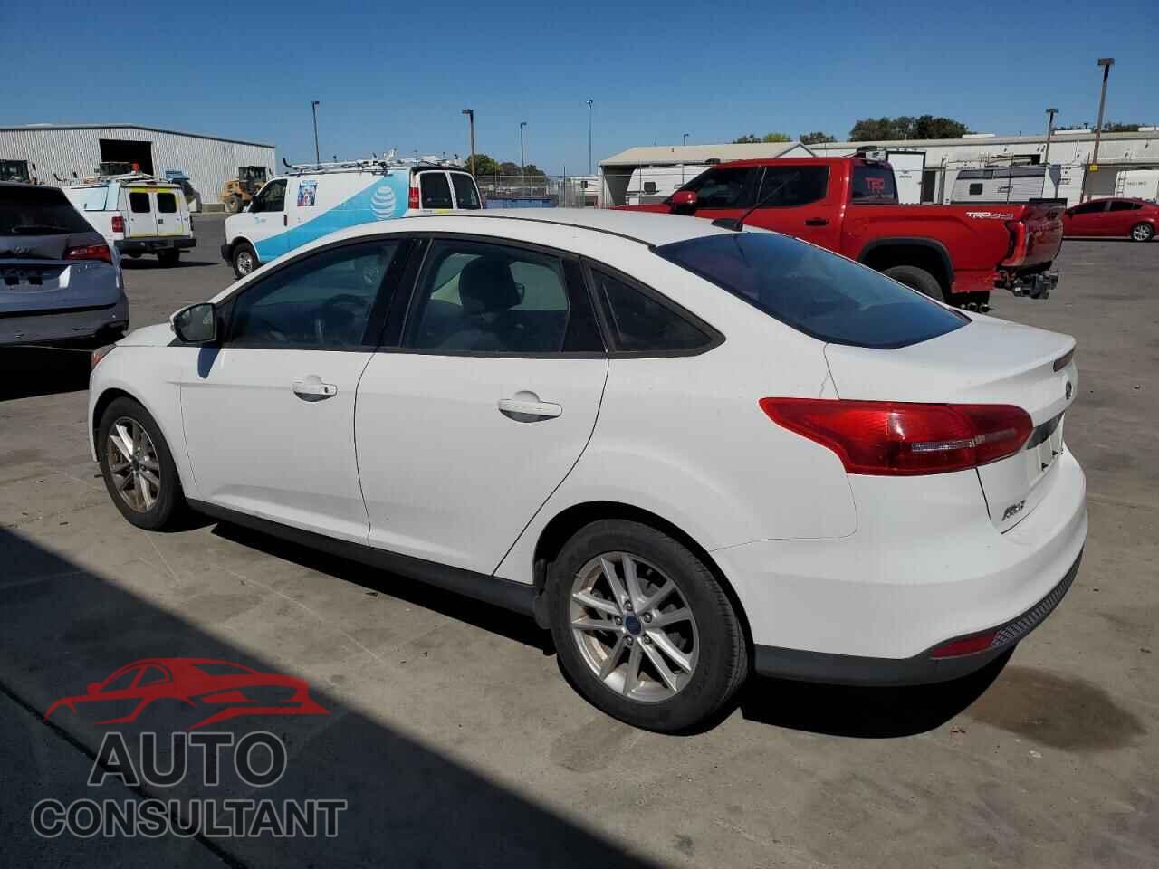 FORD FOCUS 2017 - 1FADP3F2XHL300314