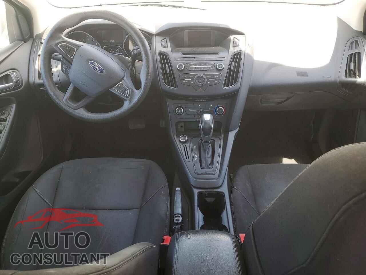 FORD FOCUS 2016 - 1FADP3F27GL286497