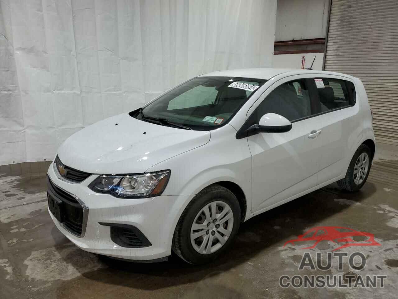 CHEVROLET SONIC 2020 - 1G1JG6SB4L4135215