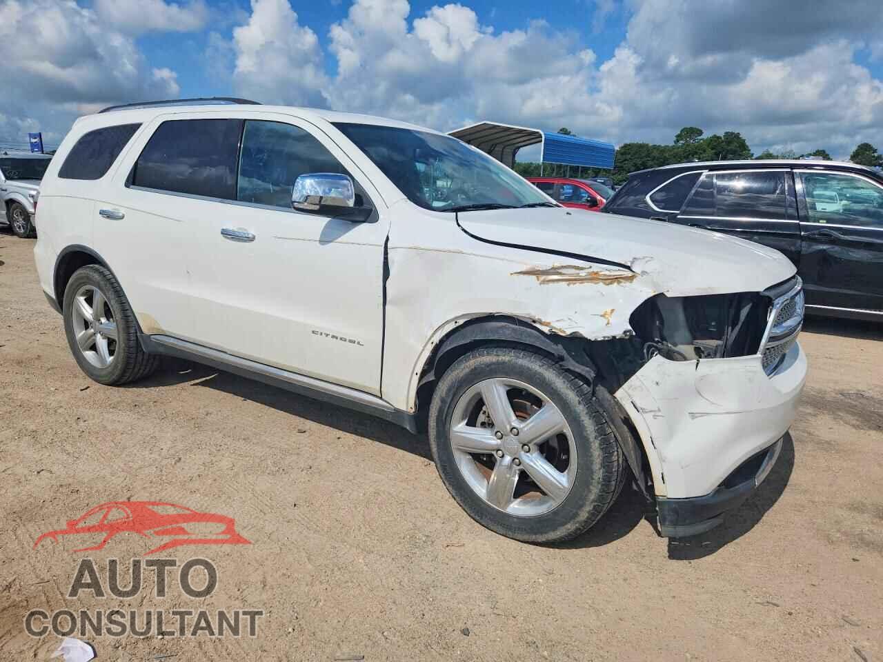 DODGE DURANGO 2013 - 1C4SDJET2DC668747