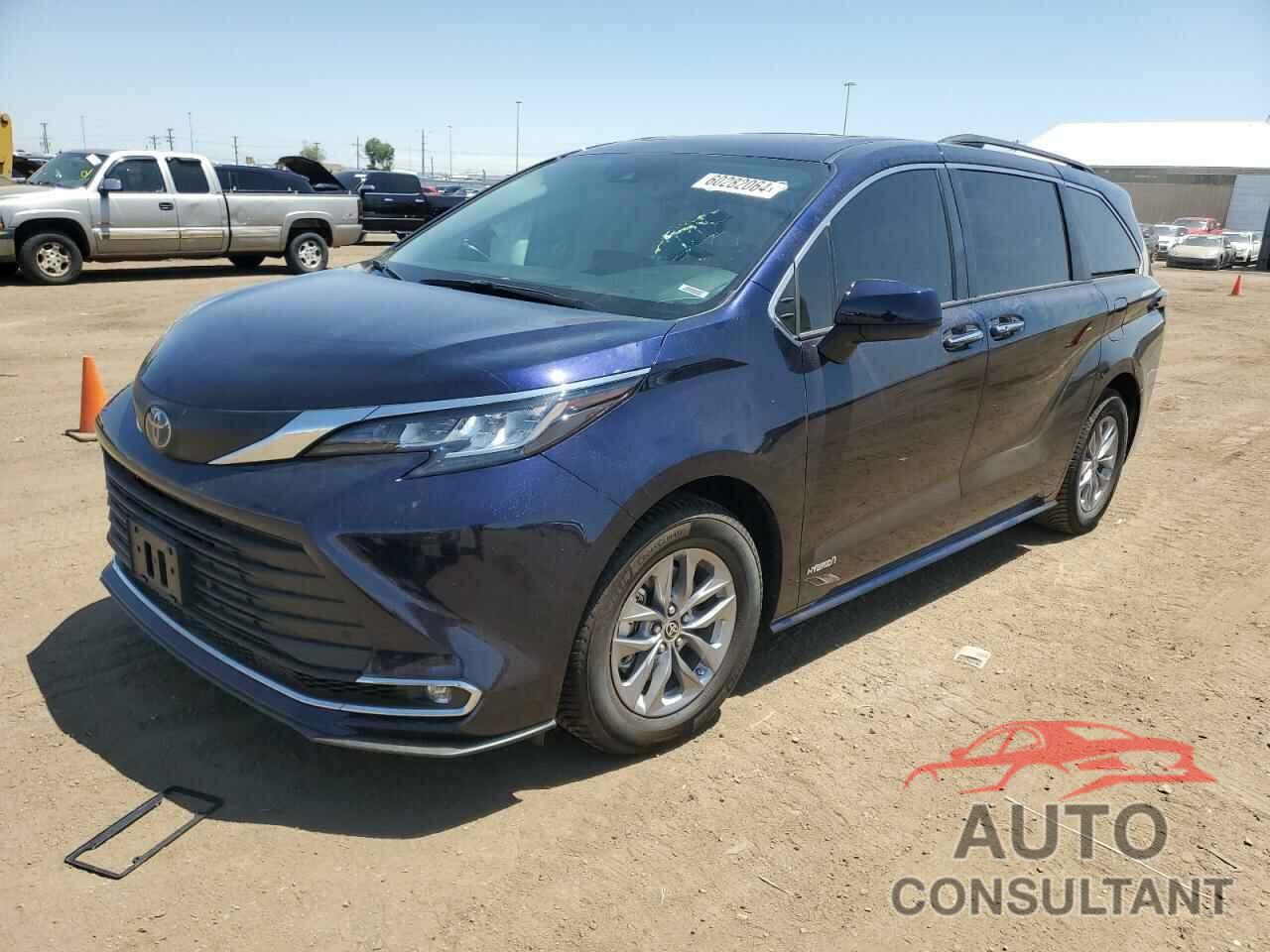 TOYOTA SIENNA 2021 - 5TDYSKFC5MS035775