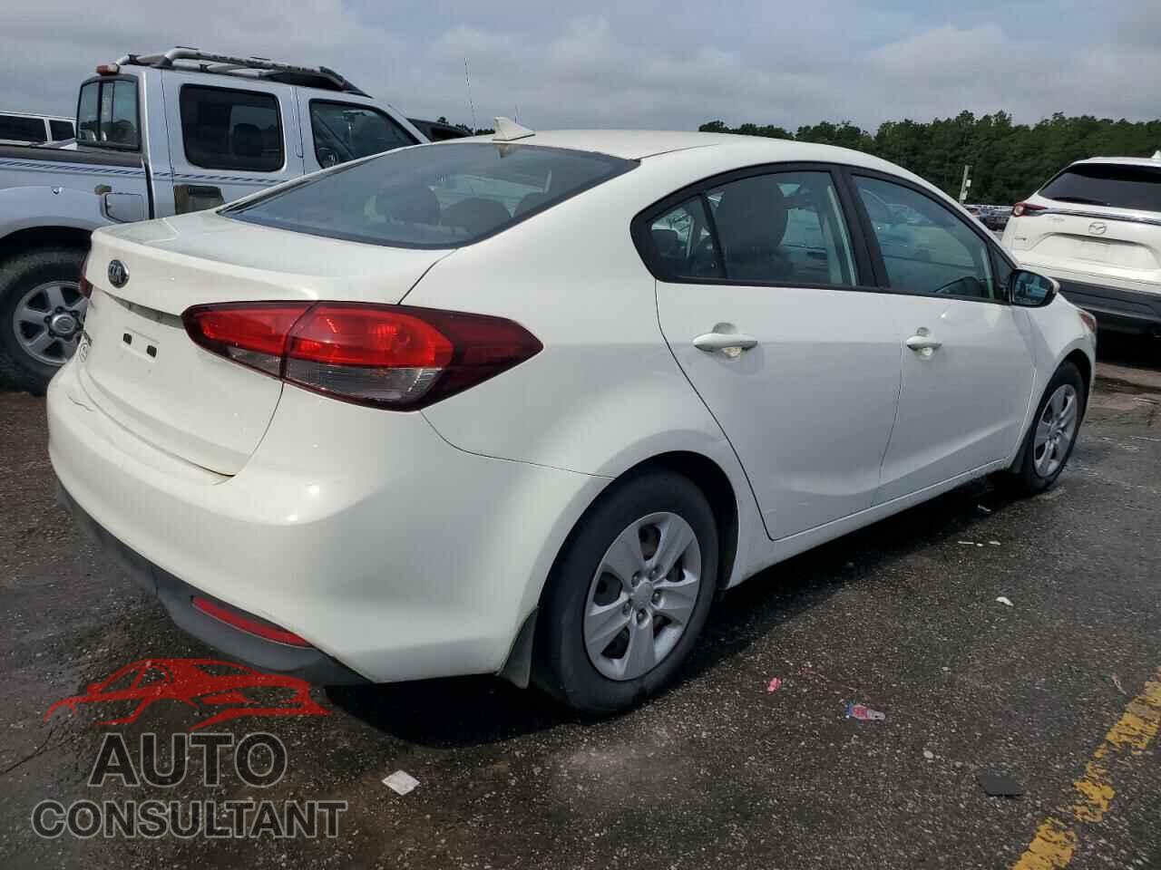 KIA FORTE 2017 - 3KPFK4A78HE009846