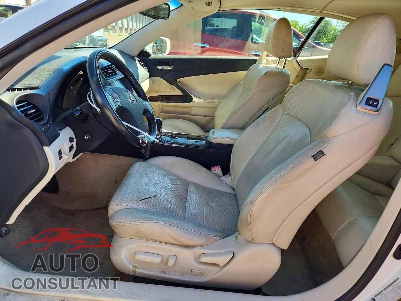 LEXUS IS 2010 - JTHFE2C20A2502936