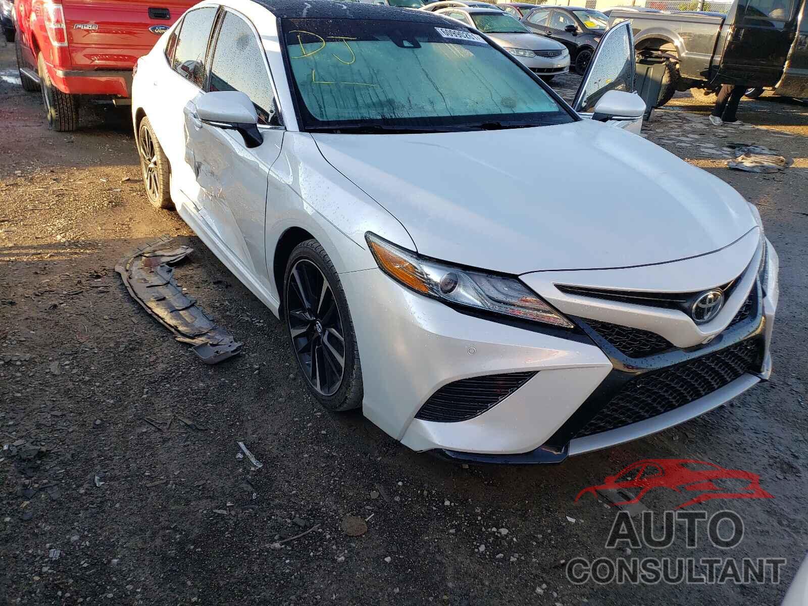TOYOTA CAMRY 2018 - 4T1BZ1HK4JU008781