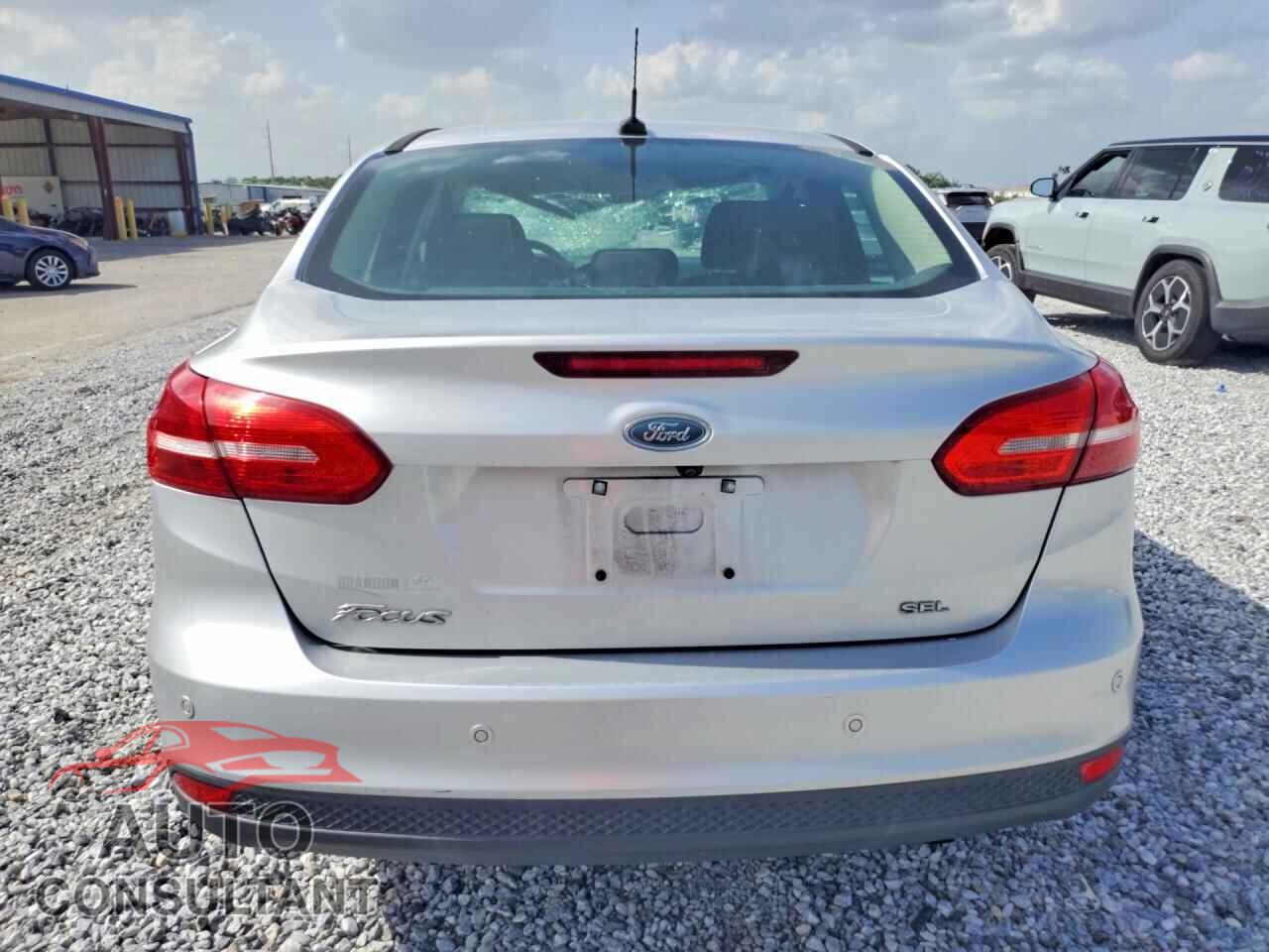 FORD FOCUS 2017 - 1FADP3H20HL346098