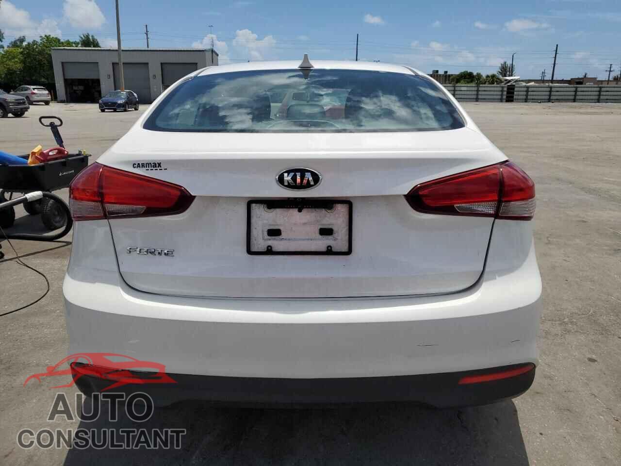 KIA FORTE 2017 - 3KPFL4A73HE015499