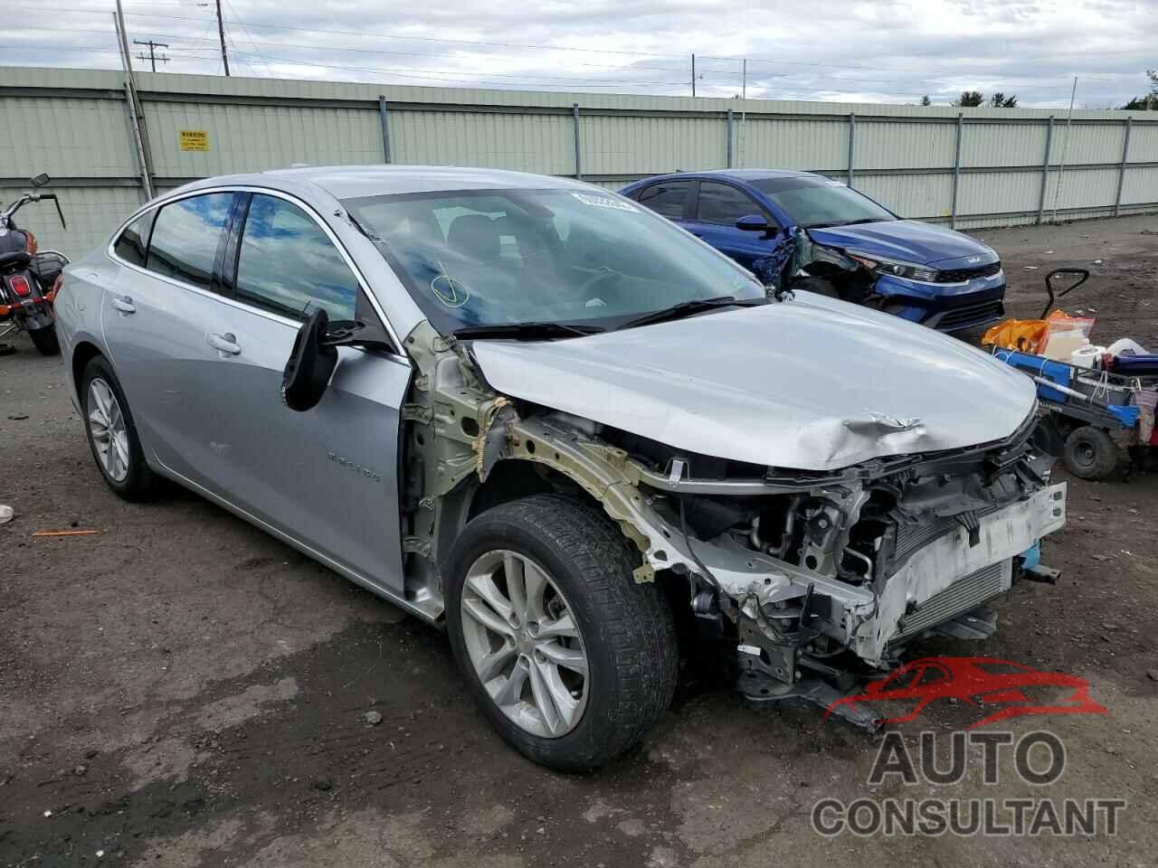 CHEVROLET MALIBU 2017 - 1G1ZE5ST3HF223647