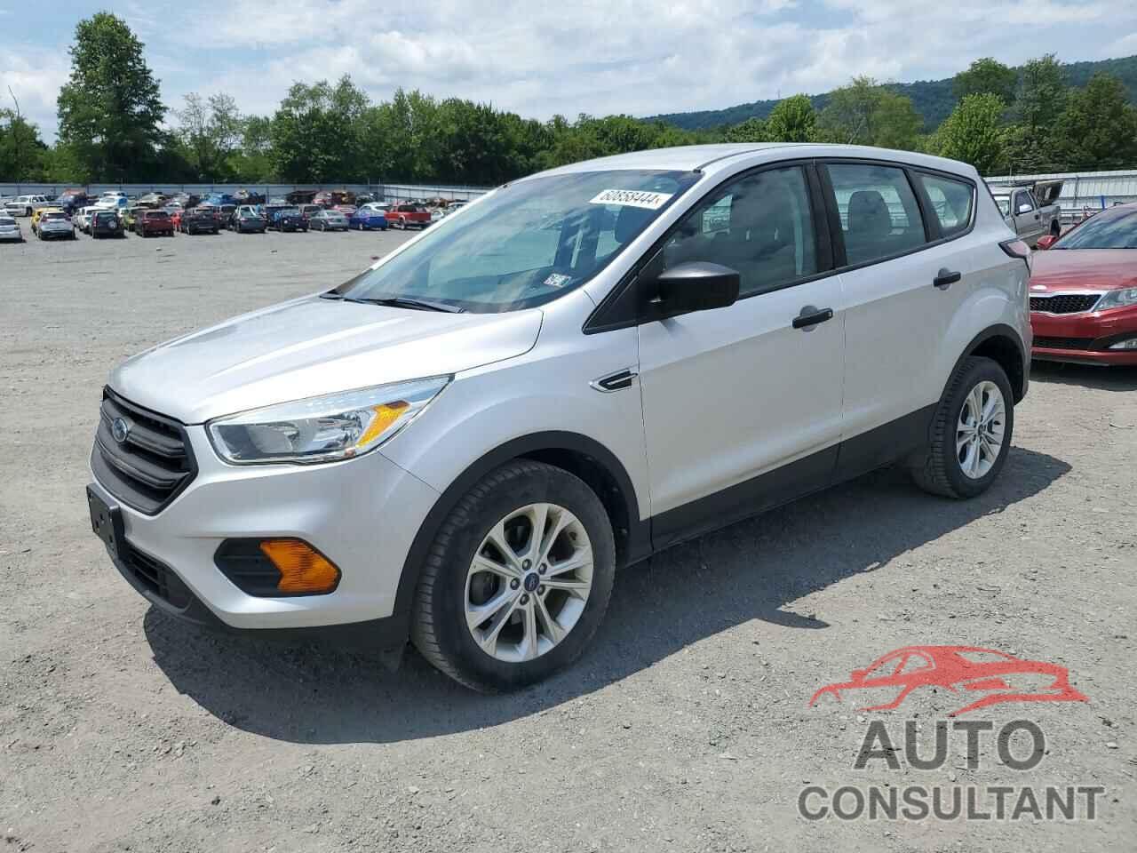 FORD ESCAPE 2017 - 1FMCU0F74HUD64847