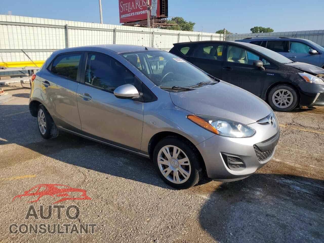 MAZDA 2 2014 - JM1DE1KY4E0184636
