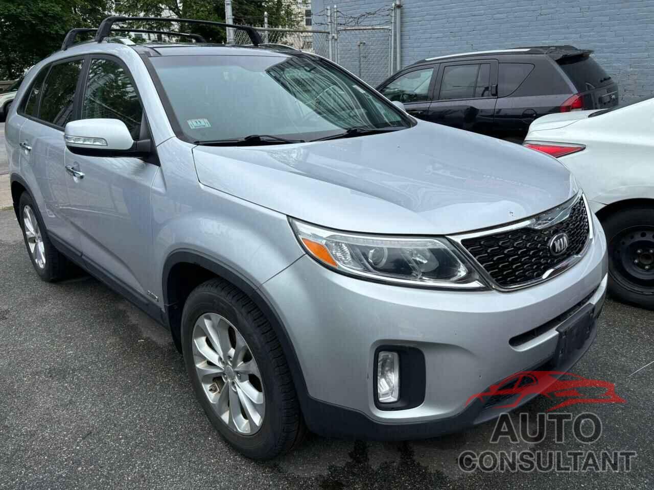 KIA SORENTO 2014 - 5XYKUDA75EG544608