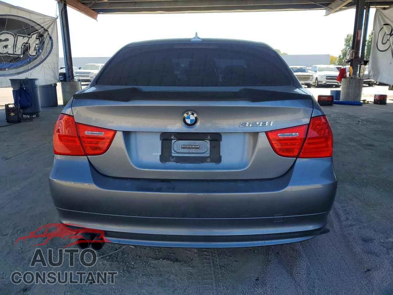 BMW 3 SERIES 2011 - WBAPH7C59BE677901