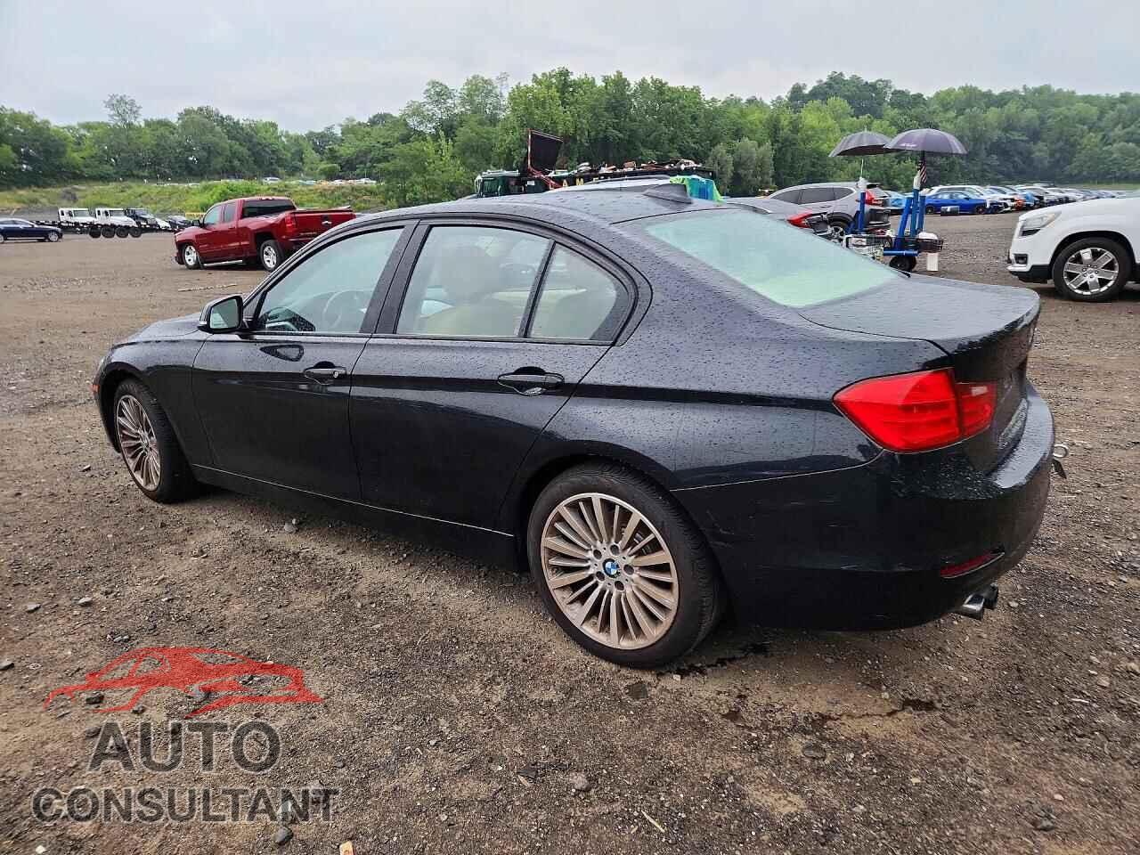BMW 3 SERIES 2012 - WBA3A5C56CF258942