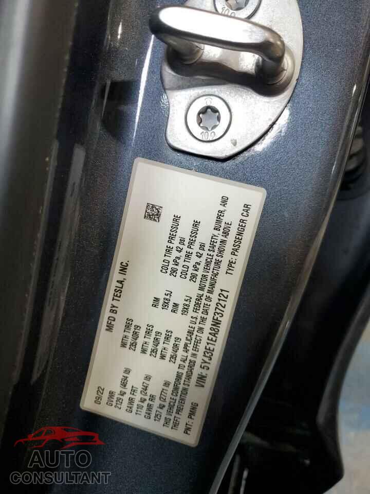 TESLA MODEL 3 2022 - 5YJ3E1EA8NF372121