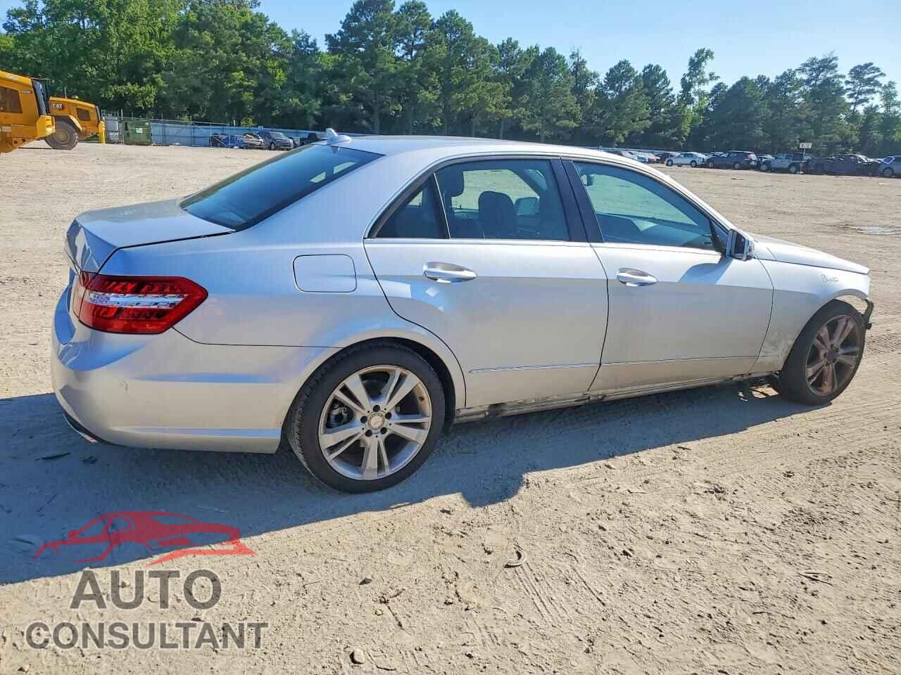 MERCEDES-BENZ E-CLASS 2013 - WDDHF5KB4DA727175